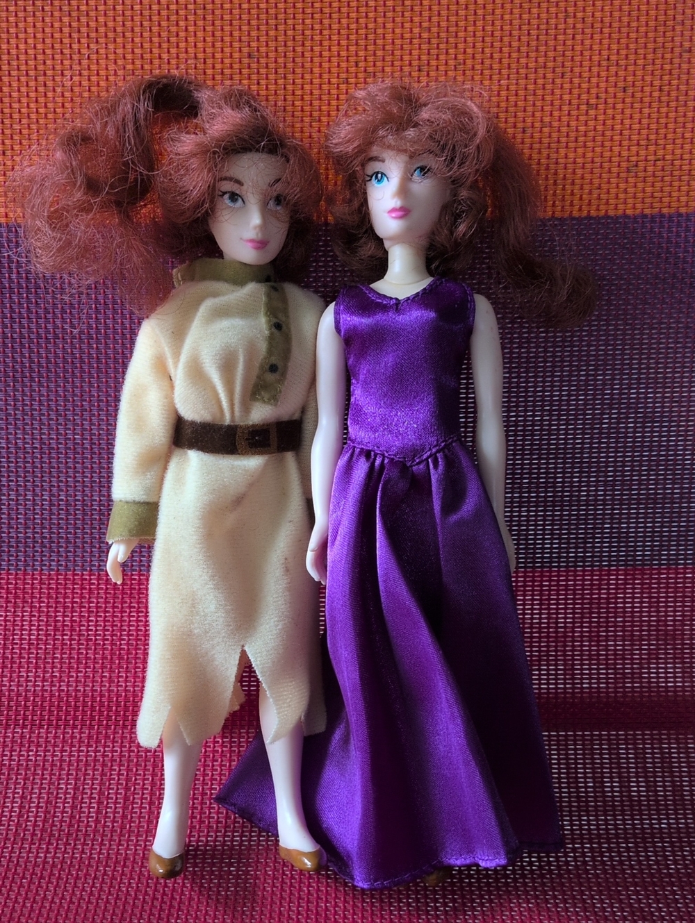 2 Vintage Galoob Anastasia Growing Retractable Hair Dolls~1997